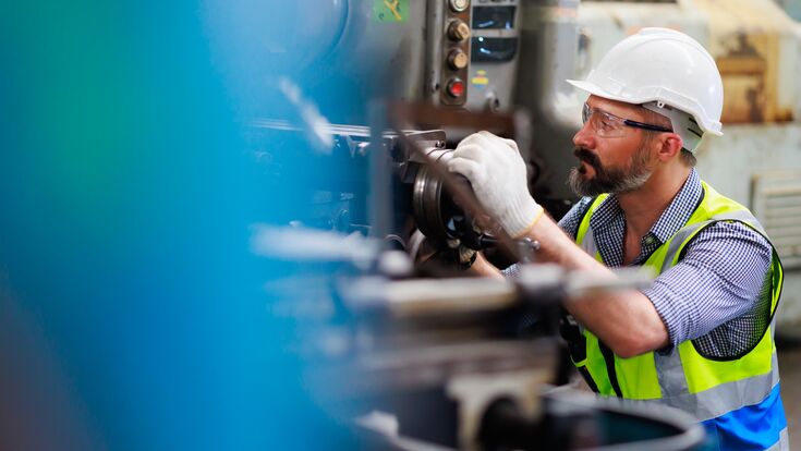 © NVB Stocker - stock.adobe.com Personal Industrie Arbeiter